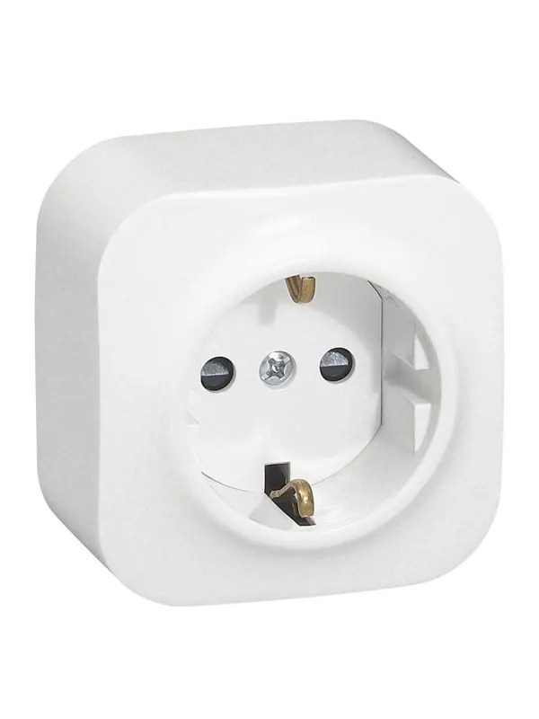 Legrand Forix 16a 2p+e sch sckt w shutt