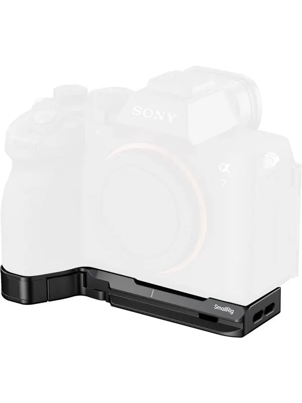 SmallRig 6033 Baseplate with AirTag Slot for Sony Alpha 7 V / 7R V / 7 IV