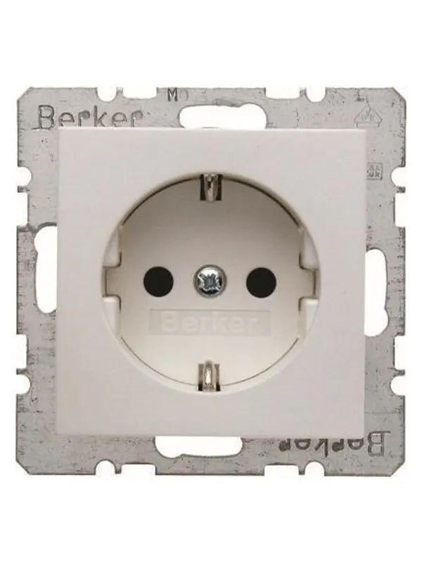 Berker Schuko socket outlet s1/b3/b7 polar white