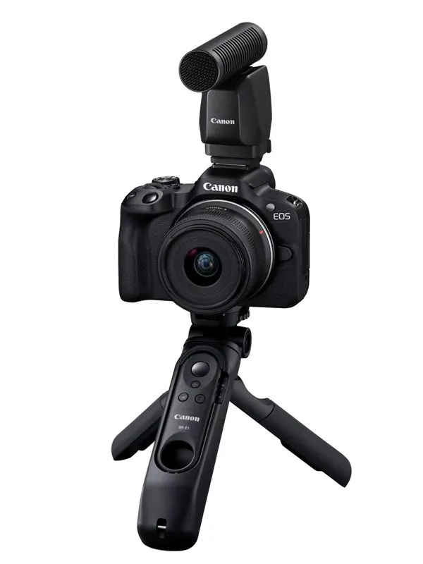 Canon EOS R50 + RF-S 18-45mm F4.5-6.3 IS STM Creator Kit - Svart