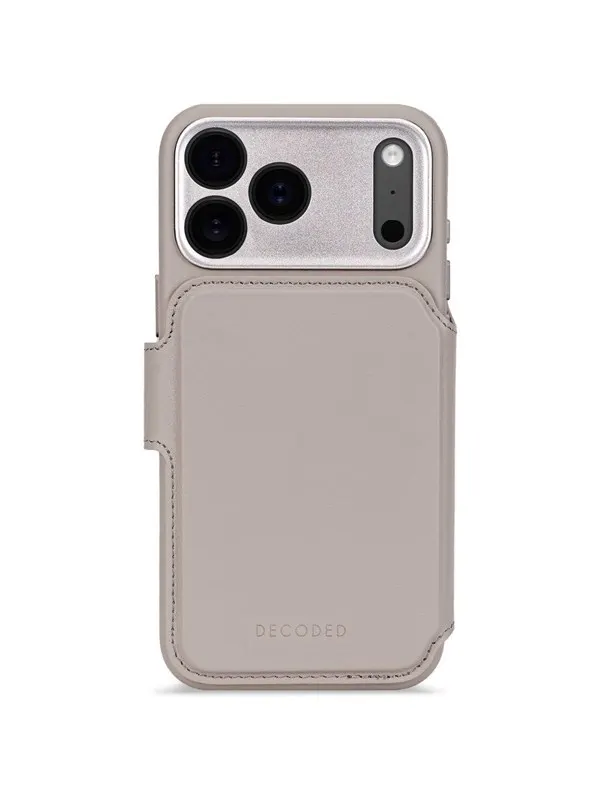 Decoded - Leather Detachable Wallet for iPhone 17 Pro Max - Solid Clay